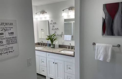 Hermann Casa | A Charming Home newly remodeled and furnished