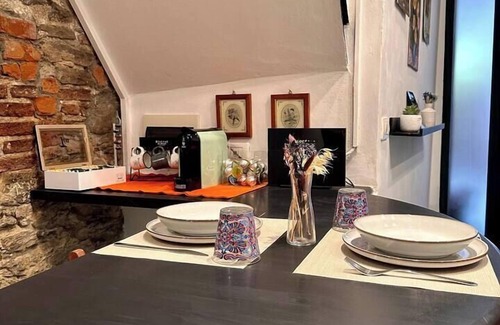 Borgo Antico Apartamento | Un Encantador Refugio de Piedra en Cinque Terre