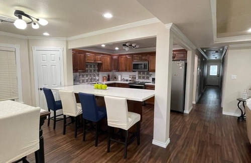 La Porte Casa | A Cheerful-Cozy House near beach and fishing!