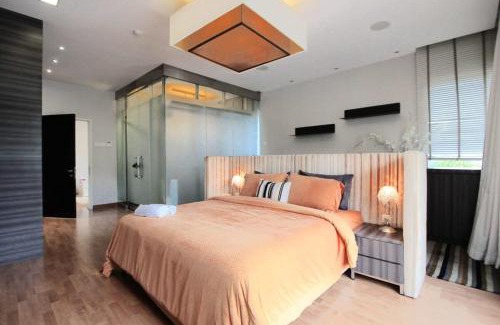 Cheras Casa | A Chic 4BR Oasis with Gazebo Your Dream Getaway
