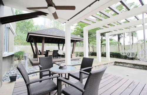 Cheras Casa | A Chic 4BR Oasis with Gazebo Your Dream Getaway