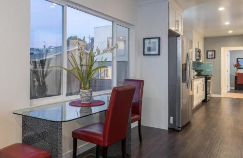 Oakland Apartamento | A comfortable place to relax