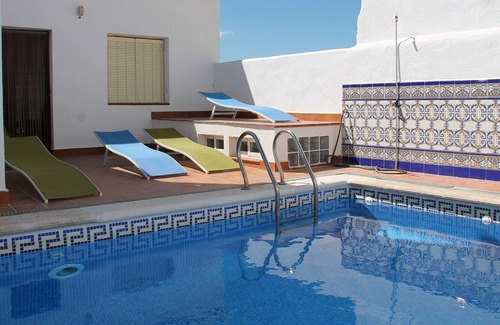 Nigüelas Casa | Una cómoda casa de pueblo, cerca de todo, pero en una zona tranquila.