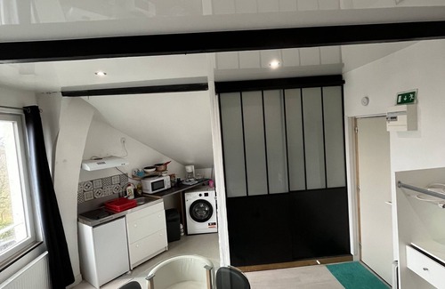 Poissy Casa | A Complete House Furnished near PARIS - 20 p.