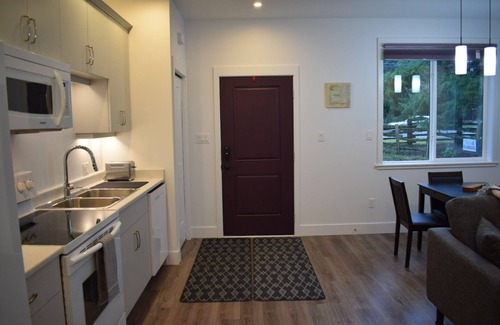 Regional District of Nanaimo Apartamento | A complete self contained one bedroom apartment.