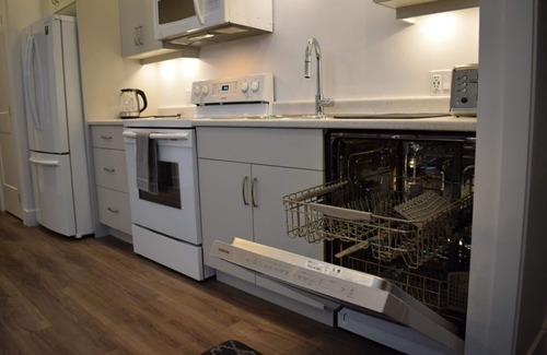 Regional District of Nanaimo Apartamento | A complete self contained one bedroom apartment.