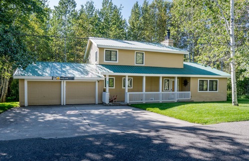 Sun Valley Casa | Un hogar contemporáneo que es ideal para familias y grupos grandes a sólo 6 millas del Norte
