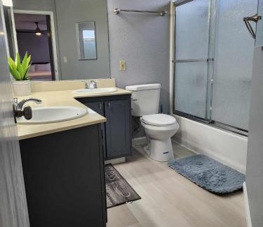Florin Casa | A Convenience Room!