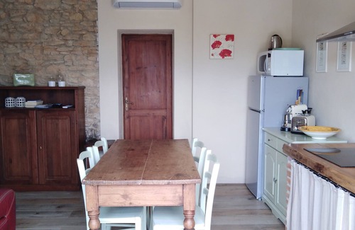 Parlascio Apartamento | ¡Un rincón del paraíso con una vista impresionante de las colinas!