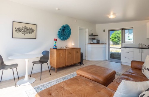 Pohara Cabina | A cosy cabin just a few steps from the beach