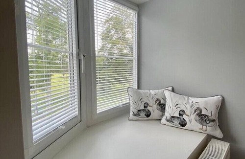 Shanklin Cabaña | A cosy cottage in Shanklin Old Town with 15% off Red Funnel travel.