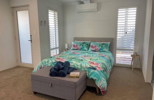 Eglinton Cama Y Desayuno | A cosy private room in Eglinton.