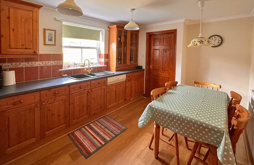 Reeth Cabaña | A cosy stone cottage with stunning views, village charm, and adventure at your doorstep