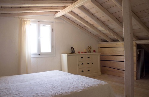 Sithonia Casa | Una cabaña escondida en viñedos y olivares