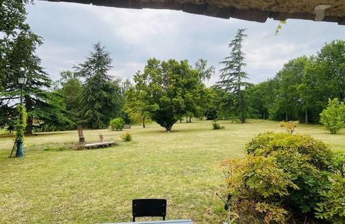 Troo Casa | A Country Mansion in a Great Private Park