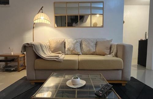 Plaridel Casa | A Cozy 2-bedroom Home in Malolos - prime location