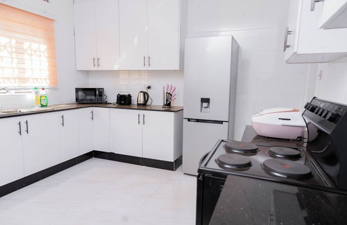 Lilongwe Casa | A cozy 3-bedroom apartment with WiFi, hot water and DSTV in Lilongwe