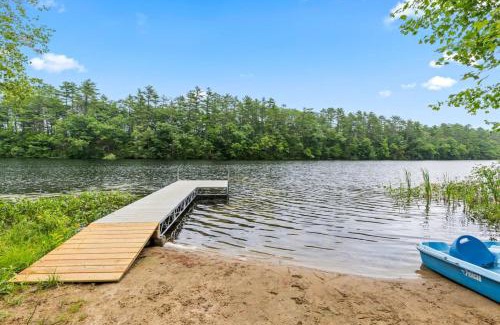 Oxford Casa | A Cozy A-Frame Escape with Hot Tub