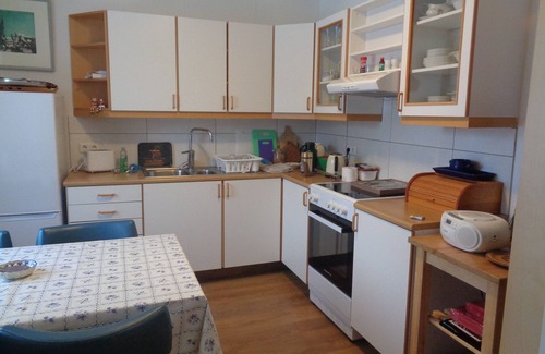 Siglufjorður Apartamento | A cozy artistapartement on ground floor in downtown Siglufjörður,