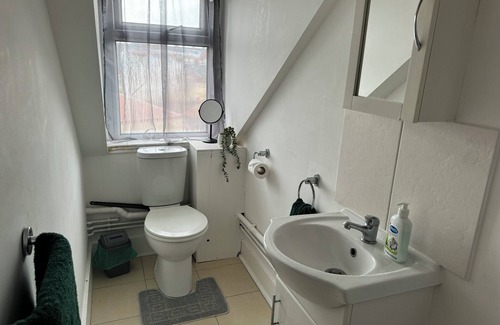 Reading Apartamento | A Cozy City Hideaway – 5 Mins to Town & Station!
