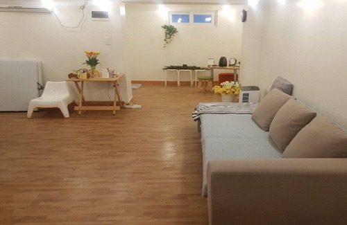 Sillim-dong Apartamento | A cozy fully furnished studio whole rent apartment near SNU