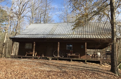 Murfreesboro Cabina | ¡Una escapada acogedora en el río Little Missouri!