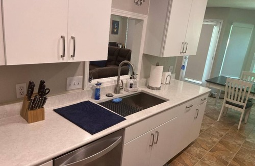 Bratton Park Casa | A Cozy Home Away from Home