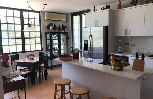 Dorado Pueblo Casa | Un pueblo acogedor y privado en el paraíso ~ Incluye un carrito de golf!