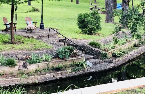 Marble Falls Cabaña | A Cozy, quiet and most perfect cottage beautifully located on a waterfront cove.