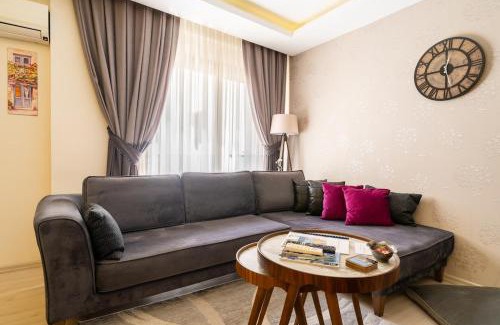 Kusadasi City Centre Apartamento | A cozy smart home in Kusadasi Old Town