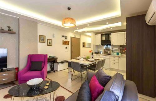 Kusadasi City Centre Apartamento | A cozy smart home in Kusadasi Old Town