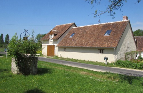 Chitenay Casa | Un granero acogedor, tecnológico y elevado en el corazón del área de los grandes castillos de Loire Valley
