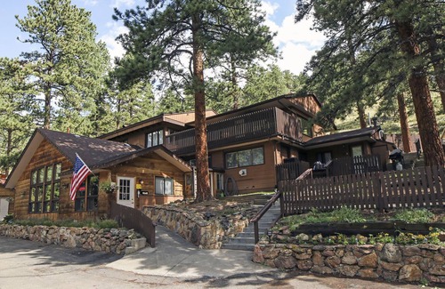 Estes Park Chalet De Esquí | Lindo y cómodo de 1 dormitorio con cocina completa - Timber Creek 10B