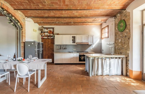 Gallina Villa | Una preciosa casa perdida en el campo, donde sólo el viento