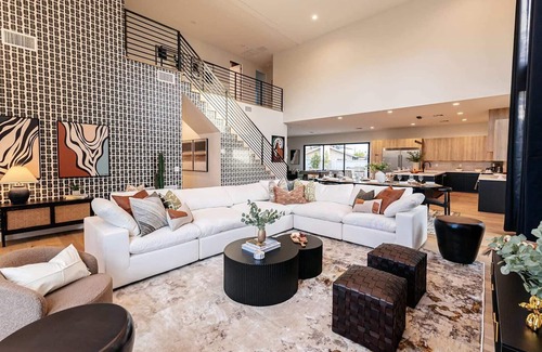 Southwest Village Casa | A Desert Dream | Perfect Getaway in Old Town!