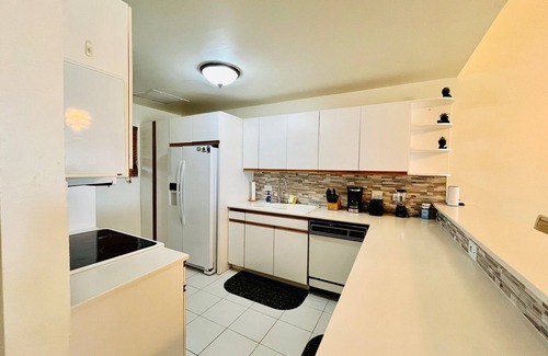 La Grande Princesse Condominio | A dip in the warm Caribbean waters or a swim in the Olympic-size pool