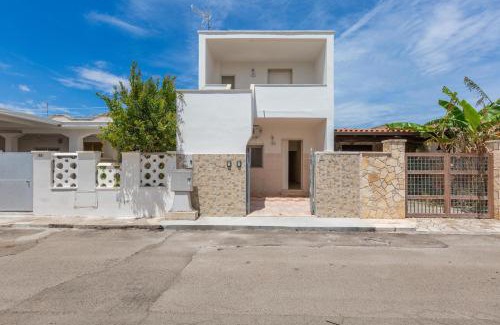 Torre Rinalda Apartamento | A due Passi dal Mare by BarbarHouse