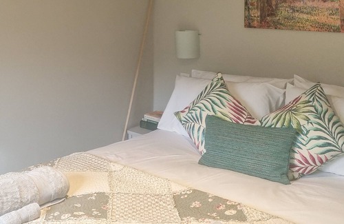 East Horrington Cabaña | 1 bedroom accommodation in Shepton Mallet