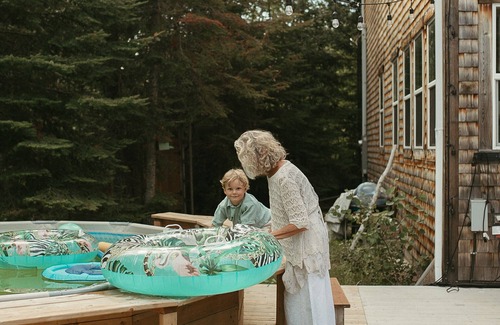 Victoria Beach Cabaña | A family cottage, in the woods.