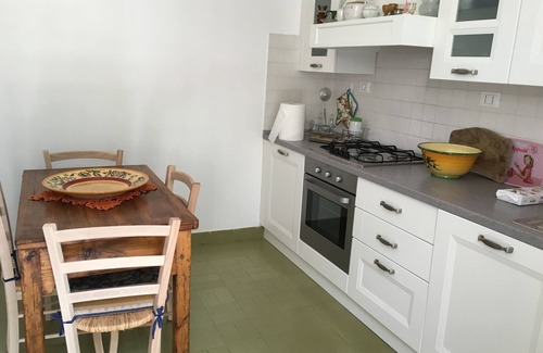 Aurigo Casa | Una casa familiar en un pequeño pueblo en el interior de Liguria.