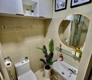 Highway Hills Hotel | A fancy Staycation by DMR