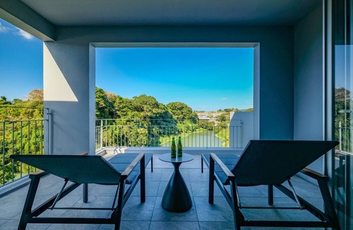 Kadena Apartamento | A feeling of openness as if you were in the sky E / Nakagami-gun Okinawa