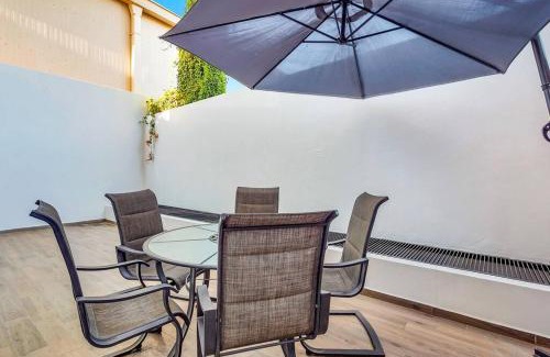 Zona hotelera del norte Apartamento | A FEW BREEZY STEPS TO THE BEACH ~LUXURIOUS STAY~