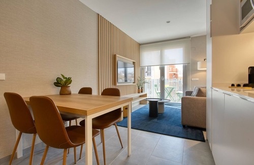 el Camp d'en Grassot i Gracia Nova Apartamento | A pocos minutos de Sagrada Familia. Apartamento nuevo y amplio