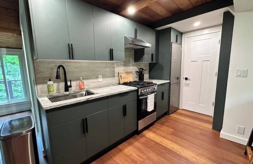 Waynesville Cabina | A-Frame cabin in the woods