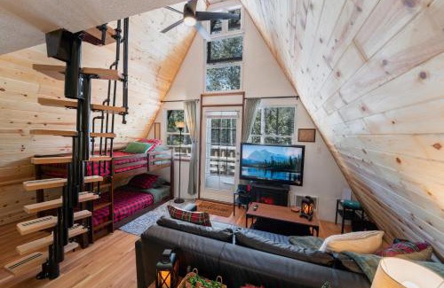 Saint Mary's Casa | A-Frame Cabin - Mountain Views, Deck, Pet Friendly