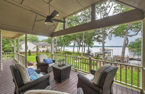 Lake Norman of Catawba Casa | A Frame of Mind by AvantStay Private Dock View