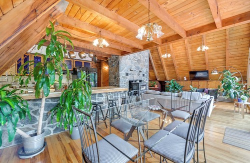 Town of Grafton Casa | A-Frame Retreat: Next to Grafton Lakes St Park