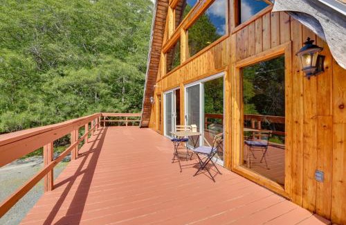 Town of Grafton Casa | A-Frame Retreat Next to Grafton Lakes St Park