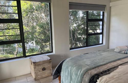 Cape Saint Francis Casa | A fresh, beachy and elevated home